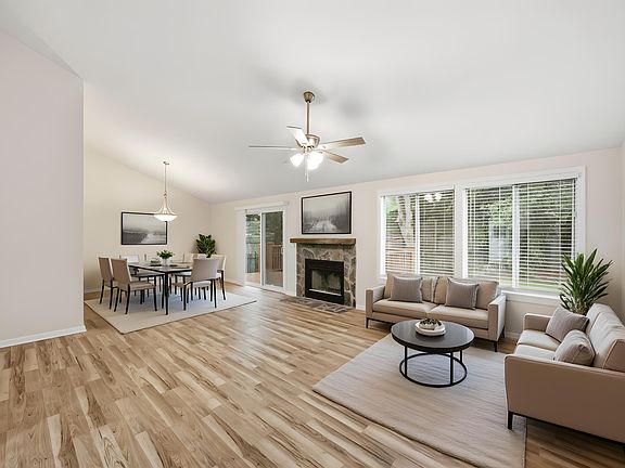 2nd image of 411 Navaho Cir