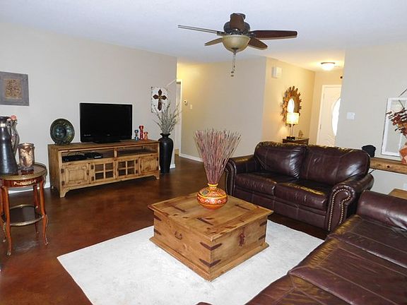 5th image of 5110 Blue Haven Dr