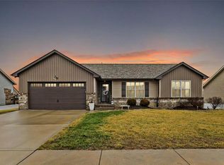 508 W 5th St, Saint Jacob, IL 62281