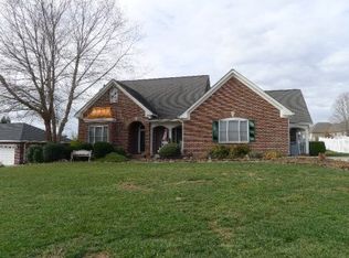 110 Tradewind St, Clinton, TN 37716