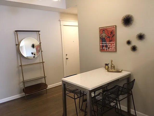 1822 W Wabansia Ave #2R — Photo 7