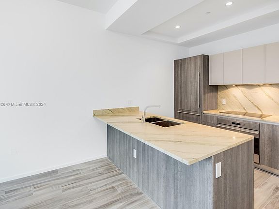 5th image of 801 S Miami Ave Unit 4806