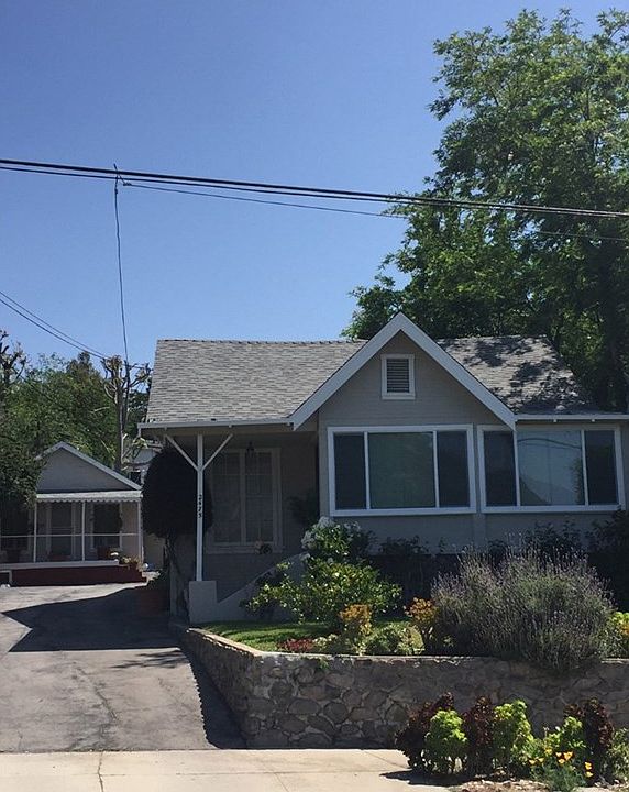 1st image of 2475 Altura Ave