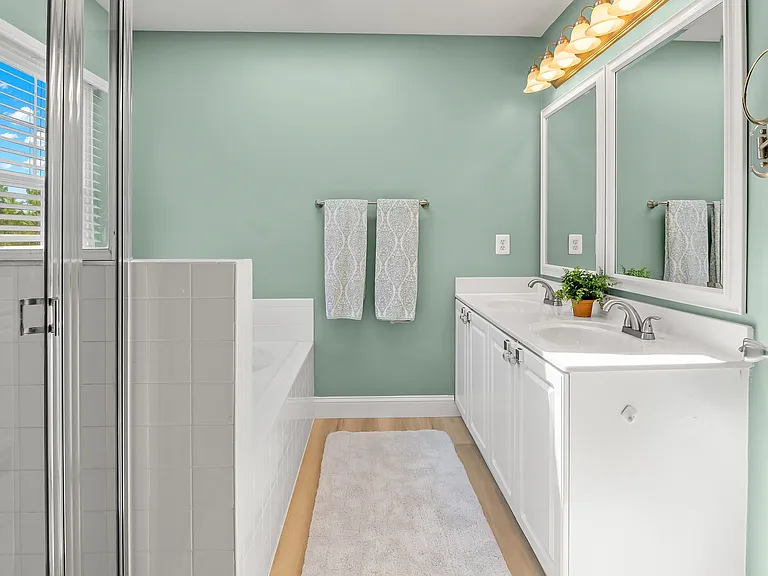 1015 Carbondale Way — Photo 24