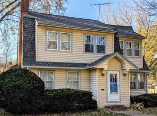 132 Lovejoy Ave, Waterloo, IA 50701