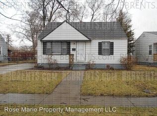 21 Red Bud Ln, Hamilton, OH 45013