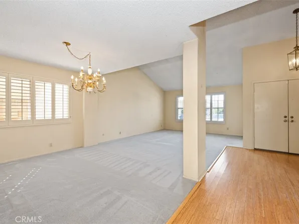 9534 Peartree Ln, Cypress, CA 90630