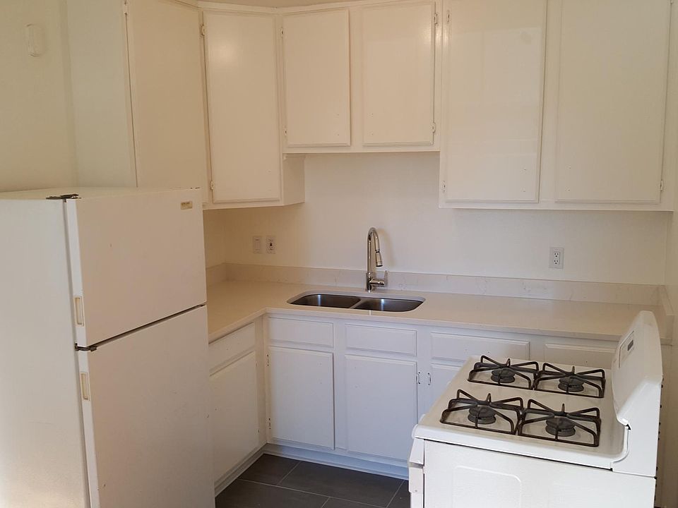1st image of 4904A Manett St #4904A