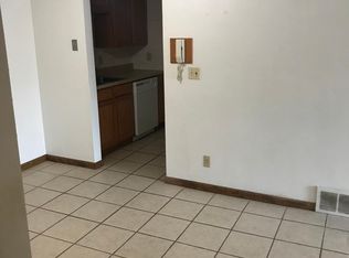 728 W Pine Hill Ln APT 10, Peoria, IL 61614