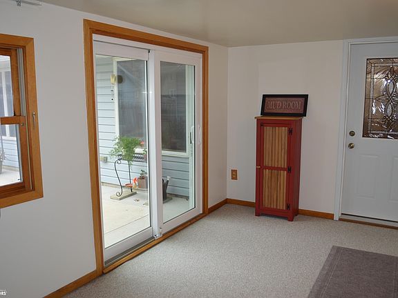 3rd image of 380 S Yorktown Pike Unit 9