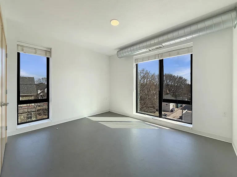 3301 Nicollet — Photo 16