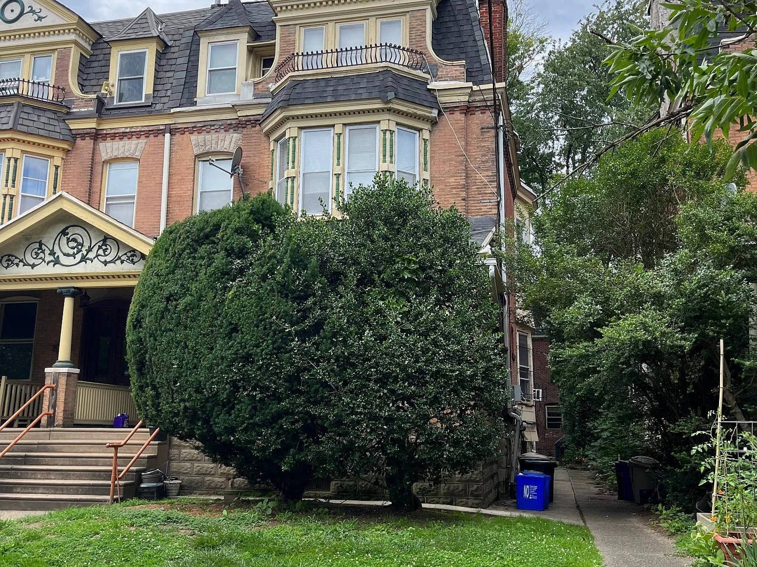 4605 Springfield Ave — Photo 4