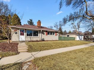 8330 W Auer Ave, Milwaukee, WI 53222