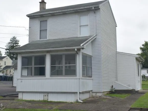 19 S Academy Ave, Danville, PA 17821
