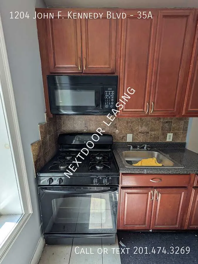 1204 John F. Kennedy Blvd — Photo 2