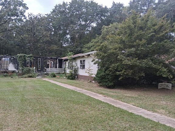 2nd image of 1925 Longview Dr