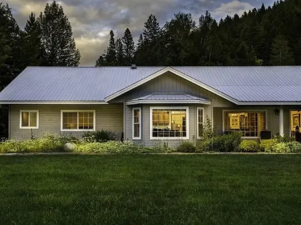 24 Adler Bach Ln, Leavenworth, WA 98826