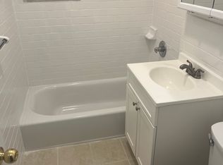 64-05 53rd Dr #3B, Maspeth, NY 11378