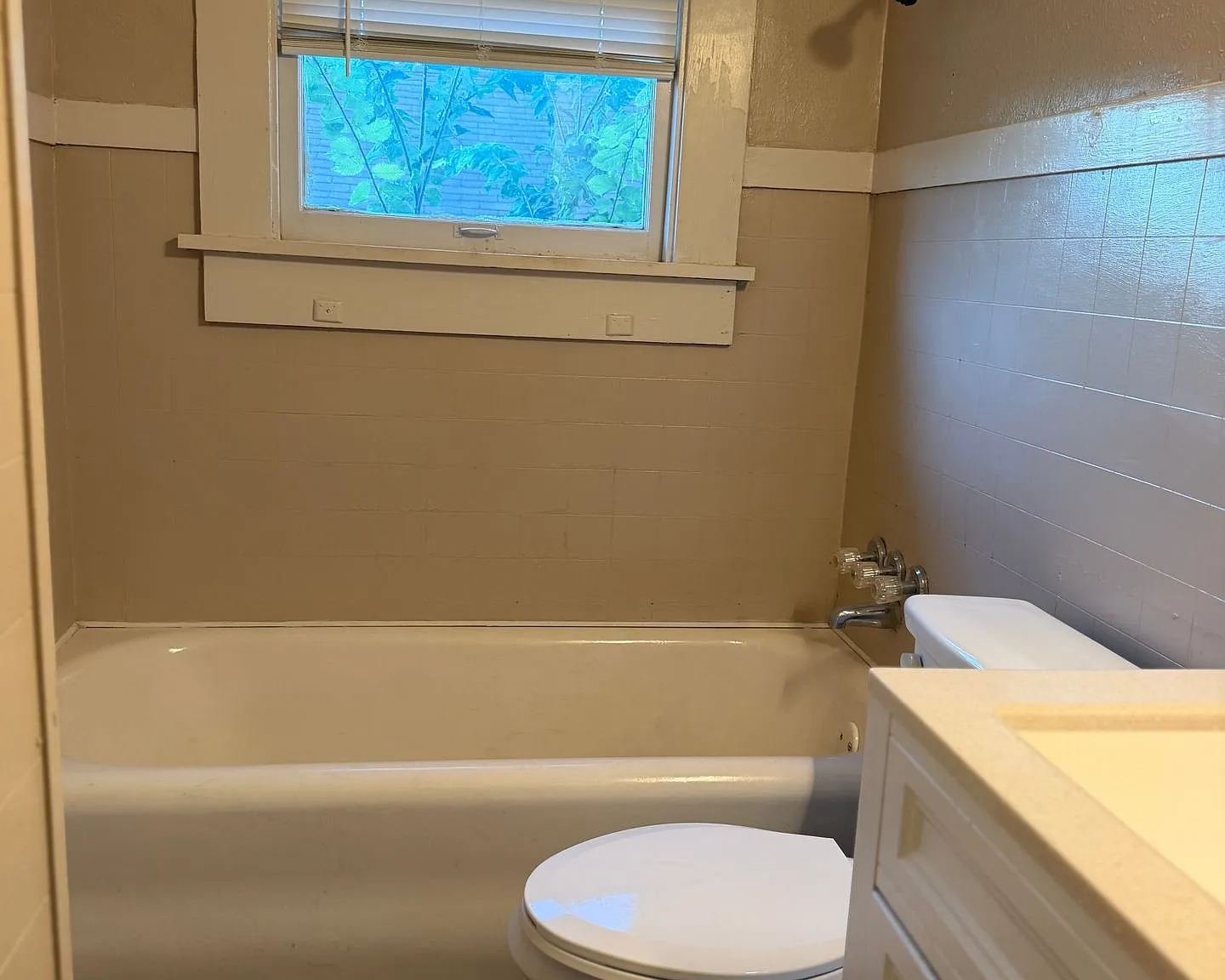 2412 Pinehurst Blvd — Photo 3