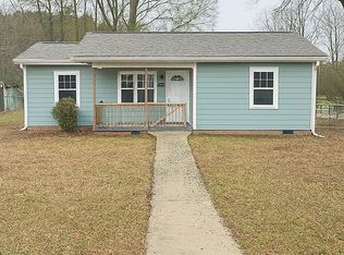 215 Thomas St, Heflin, AL 36264