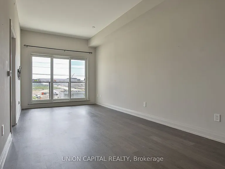 555 William Graham Dr #437 — Photo 7