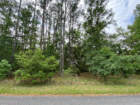3rd image of 278 SE Bear Run St
