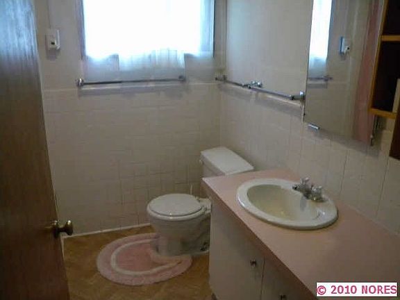 5th image of 1425 East Dr