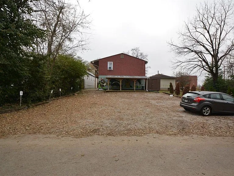 517 Patterson St #8 — Photo 6