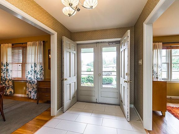 2nd image of 754 Cindy Blair Way