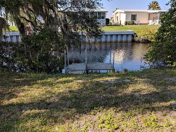 3rd image of 150 Brookshire Dr