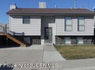 823 N Cholla St, Bloomfield, NM 87413