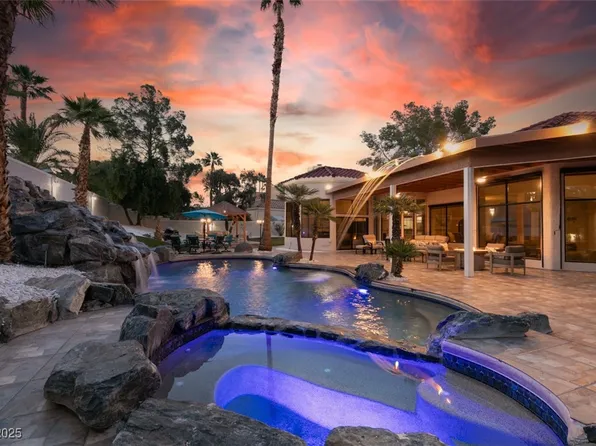 2101 Diamond Bar Dr, Las Vegas, NV 89117