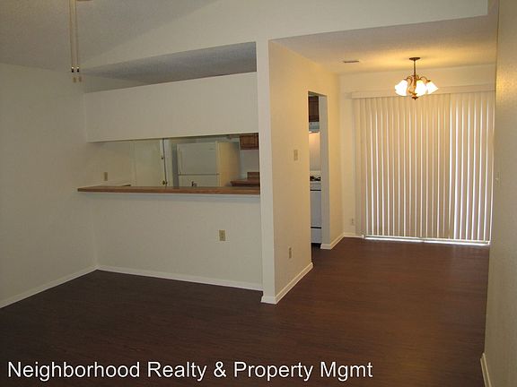3rd image of 506 Willowbend Cv
