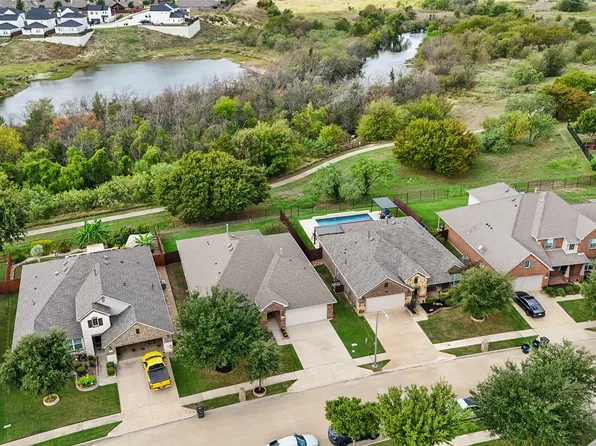 7417 Lowline Dr, Fort Worth, TX 76131