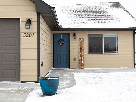 3rd image of 5201 Frontier Dr