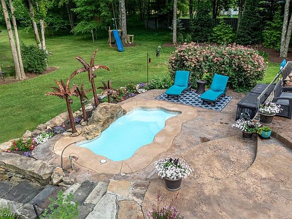 5th image of 5560 Oak Hill Dr