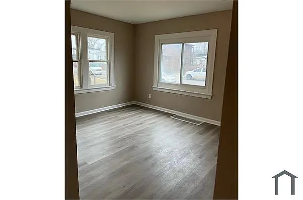 Building Photo - 1341 Roosevelt Pl