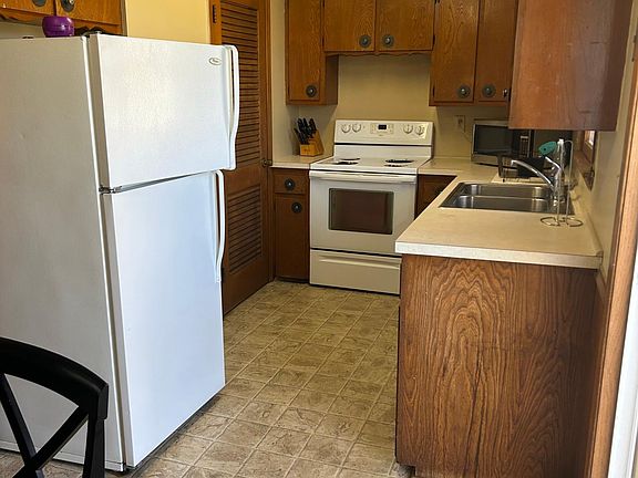 5th image of 513 Wilshire Dr #2