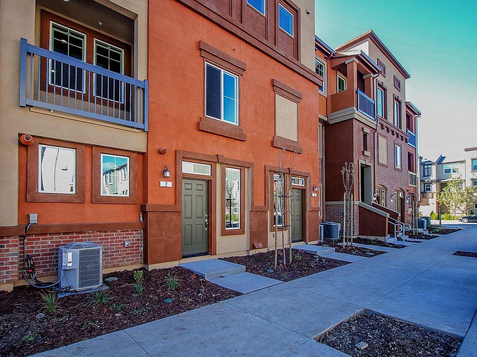 1st image of 1035 Giacomo Ln #3