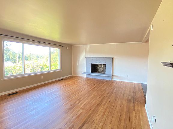 2nd image of 3619 S 285th Pl