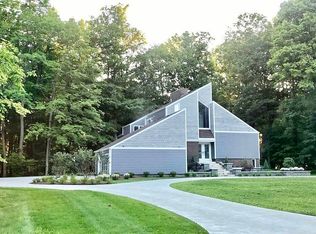 242 Old Mill Rd, Erie, PA 16505