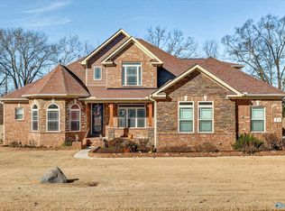 33 Ivy Dr, Fayetteville, TN 37334