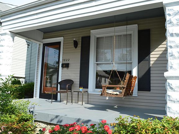2nd image of 1822 Bonnycastle Ave