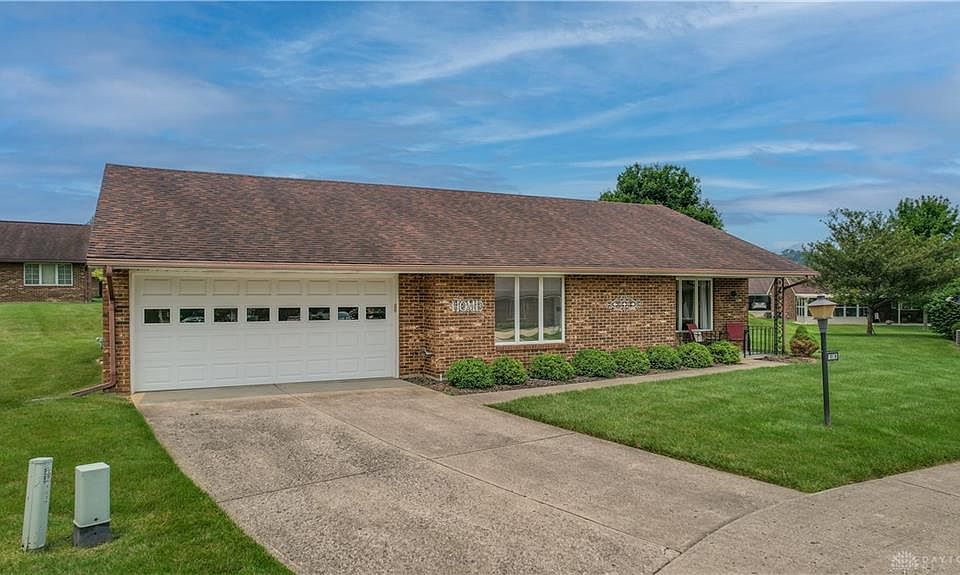 1st image of 1036 Carson Ln