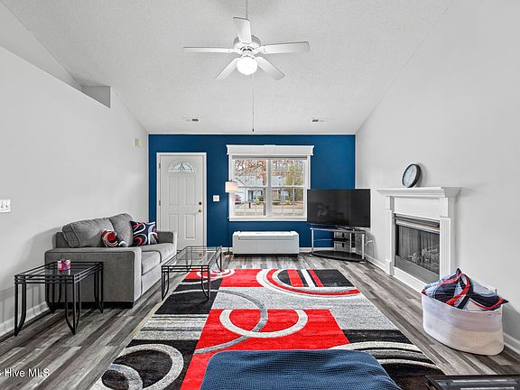 5th image of 309 Jacqueline Drive