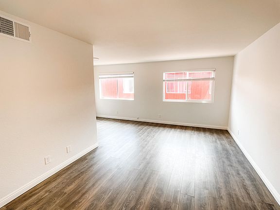 4th image of 3647 Kolendo Ct #C