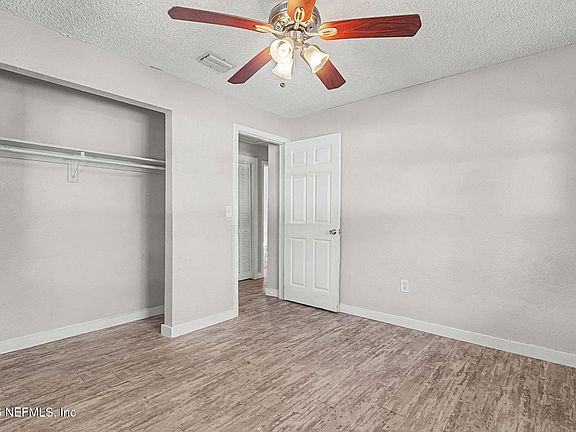 5th image of 503 WILSON Road