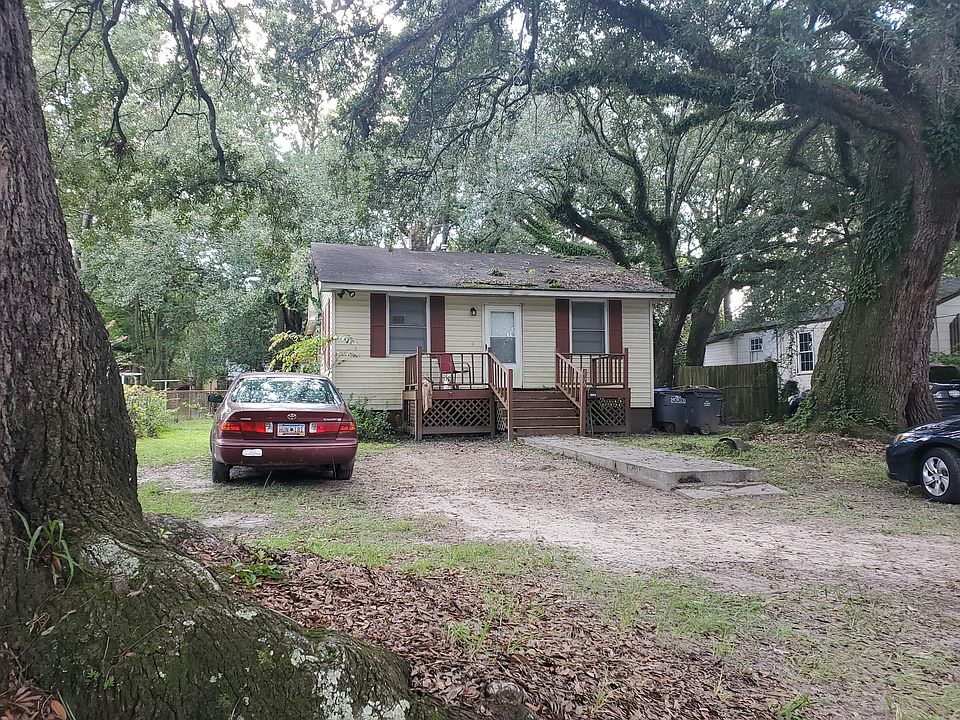 1st image of 2663 Olympia Ave