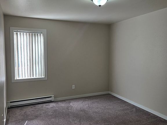 5th image of 419 11th Ave S #203