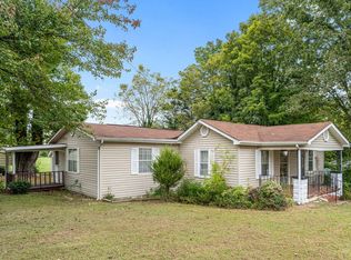 136 Summit St, Rossville, GA 30741